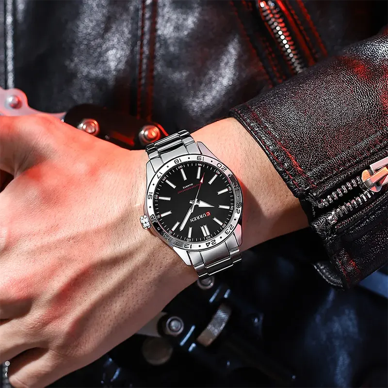 Curren Luxury Quartz Black Dial Silver-tone Men’s Watch- 8452